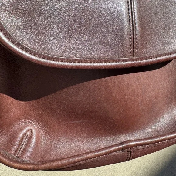 Vintage Mahogany Coach Ergo Flap - Picture 3 of 6